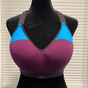 Victoria’s Secret Sport Bra VSX Sport 32DDD
